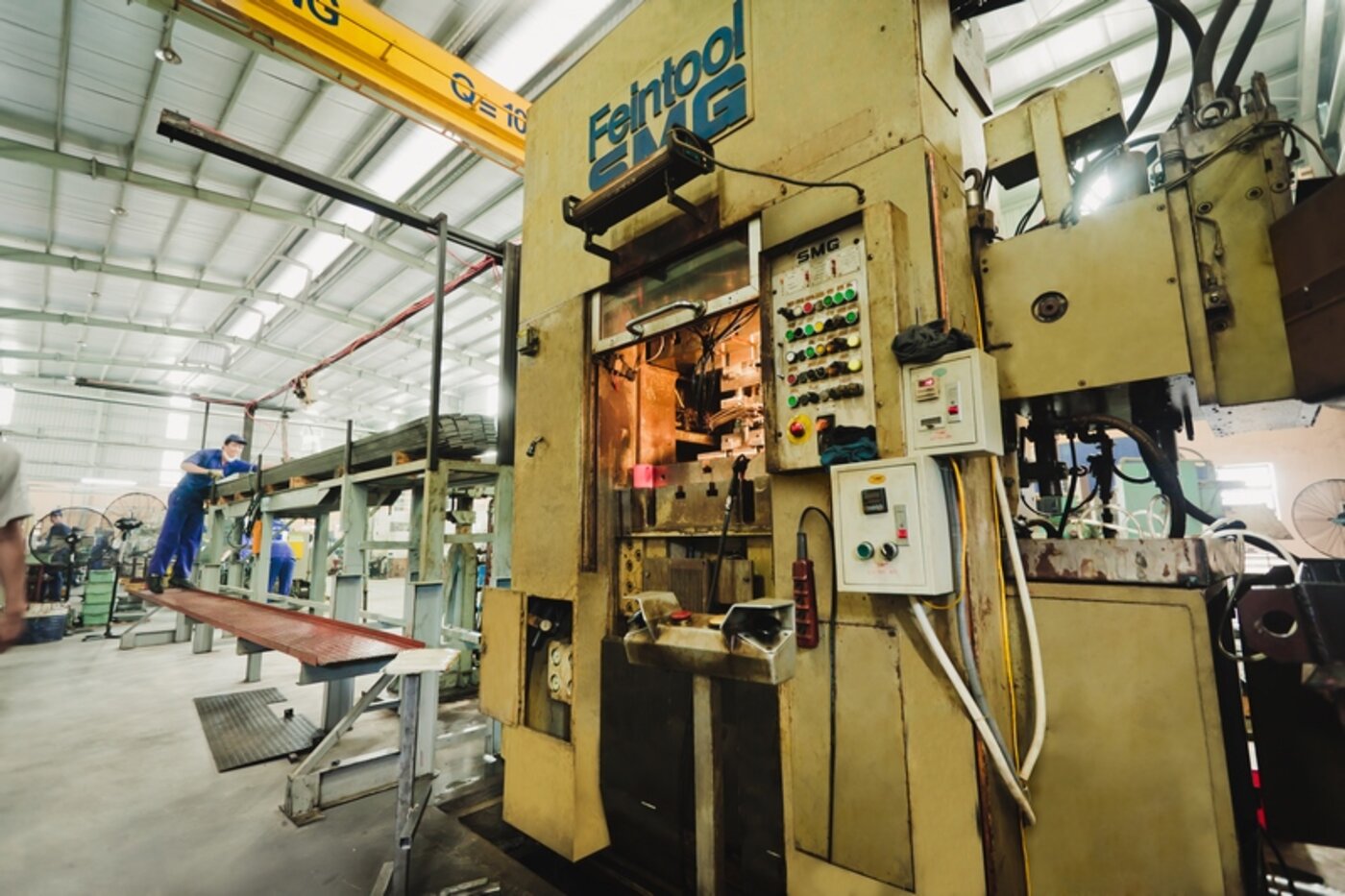 Feintool fine blanking press repair and maintenance service by HS-FINEB